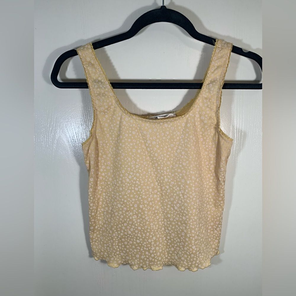 Hippie rose EUC yellow/white floral cropped tank top Size medium